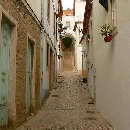 Quebra Costas Bed & Breakfast *