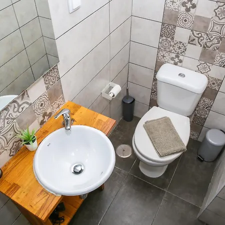 Quebra Costas Bed & Breakfast *